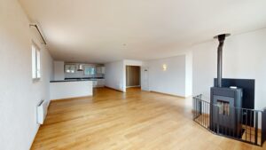 Appartement T5 150 m² avec garage et balcon