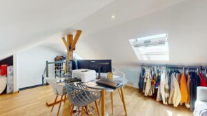 Bureau (3) (1)